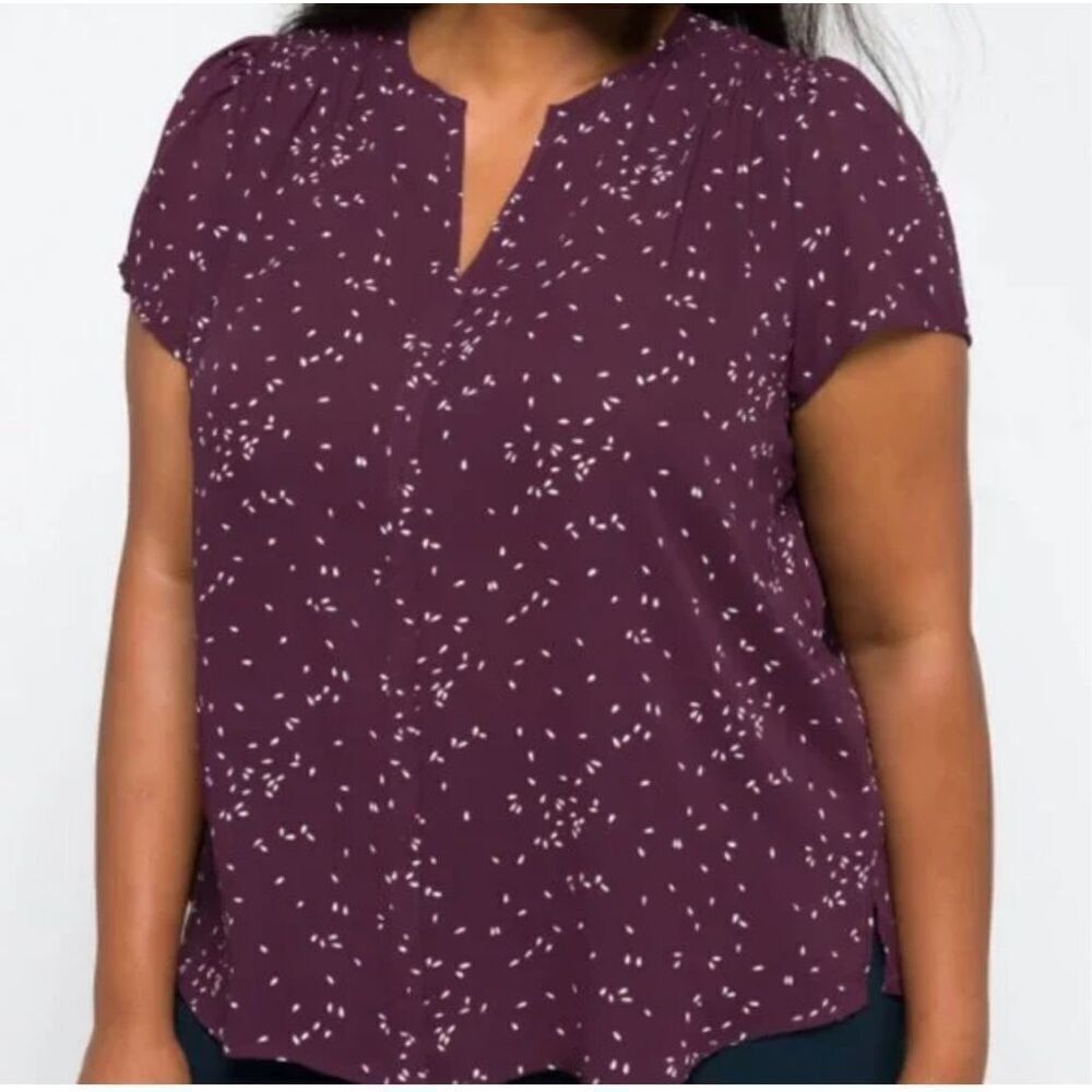 Womens Fun2Fun Boutique Linnette Split Neck Floral Smocked Top Blouse - Sz XXL
